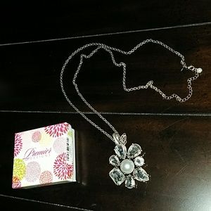 Premier Designs "Petal Pusher" Necklace